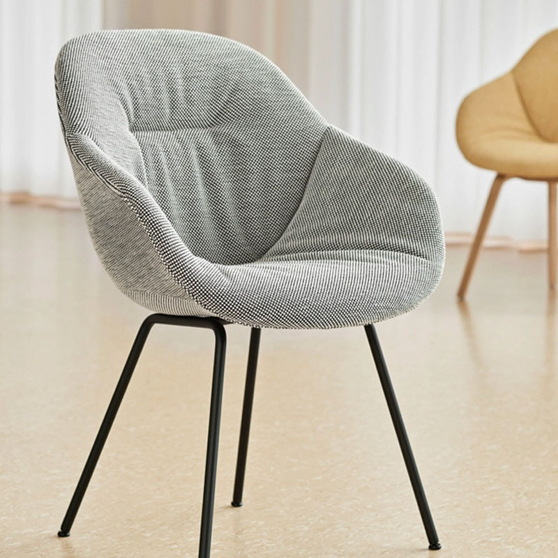 Angers Nantes Cholet Paris Bordeaux Rennes Mans Laval Poitiers Icones Hay Scandinave AAC 127  soft Duo tissu gris fauteuil Hee Weeling 5