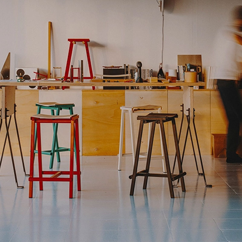 Angers Nantes Cholet Paris Bordeaux Rennes Mans Laval Poitiers Icones Hay Scandinave Tabouret Tuburete Chene rouge Marc Morro 8