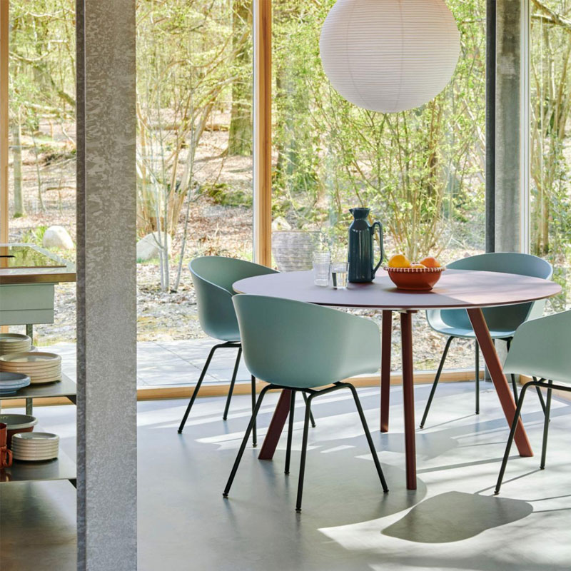 Angers Nantes Cholet Paris Bordeaux Rennes Mans Laval Tours Icones Hay Table Scandinave CPH20 Noyer Hee Welling1