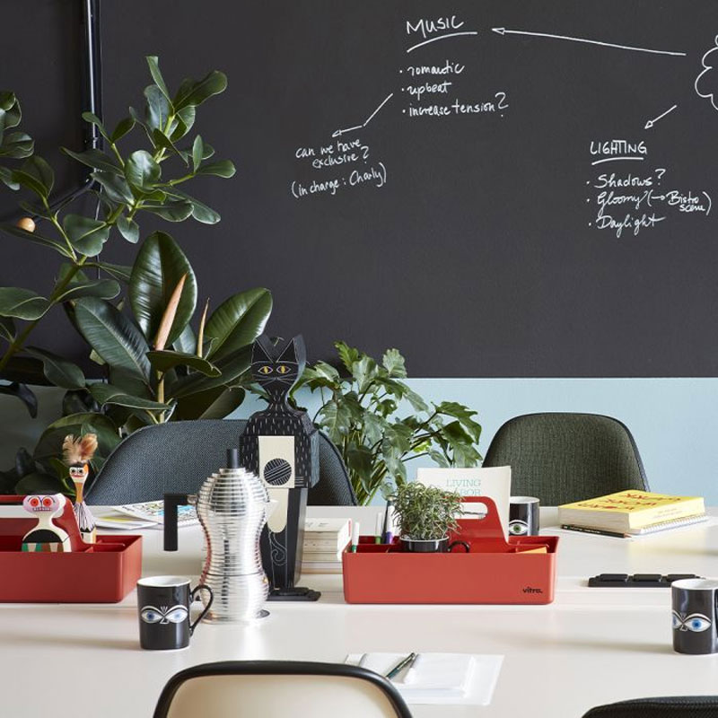 Angers Nantes Paris Bordeaux Rennes Mans Laval Poitiers Orleans Tours Icônes Objet Wooden Dolls N° 01 Vitra Alexander Girard 14