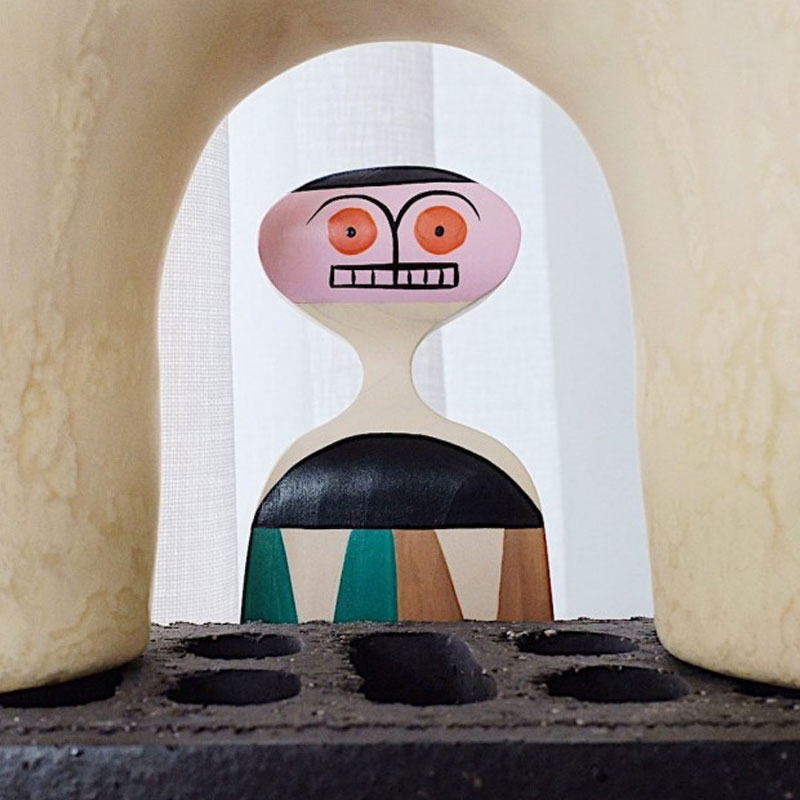 Angers Nantes Paris Bordeaux Rennes Mans Laval Poitiers Orleans Tours Icônes Objet Wooden Dolls N° 03 Vitra Alexander Girard 15