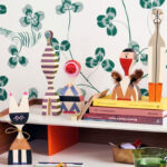 Angers Nantes Paris Bordeaux Rennes Mans Laval Poitiers Orleans Tours Icônes Objet Wooden Dolls N° 09 Vitra Alexander Girard 5