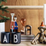 Angers Nantes Paris Bordeaux Rennes Mans Laval Poitiers Orleans Tours Icônes Objet Wooden Dolls N° 11 Vitra Alexander Girard 11