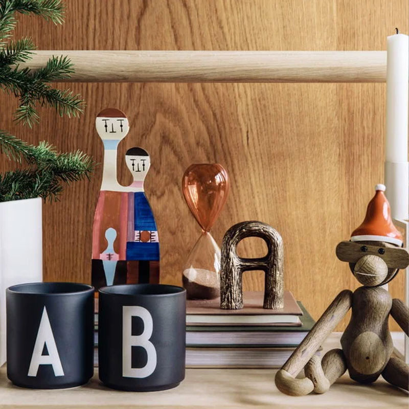 Angers Nantes Paris Bordeaux Rennes Mans Laval Poitiers Orleans Tours Icônes Objet Wooden Dolls N° 11 Vitra Alexander Girard 11