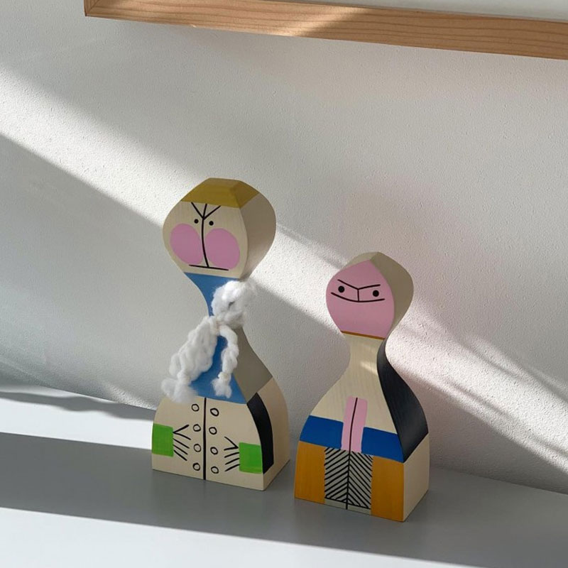 Angers Nantes Paris Bordeaux Rennes Mans Laval Poitiers Orleans Tours Icônes Objet Wooden Dolls N° 21 Vitra Alexander Girard 9